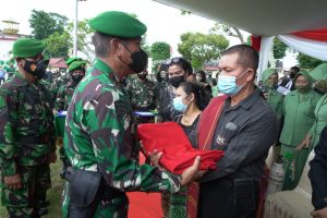 Pangdam II/Sriwijaya Pimpin Upacara Pemakaman Praka Anumerta Tumpal Halomoan Barasa, Prajurit TNI AD Asal Jambi Yang Gugur di Papua