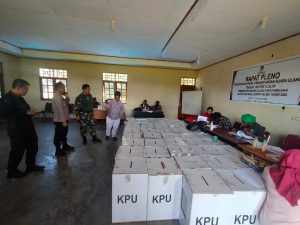 Kodim 1702/Jayawijaya Back Up Polres Yalimo Amankan Pergeseran Kotak Suara PSU Kabupaten Yalimo