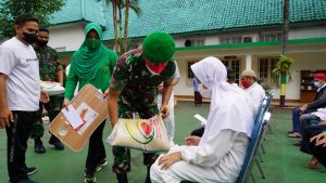 Selama Menjabat, Danrem 061/Sk Salurkan 1.970.658 Paket Sembako Bersama Budha Tzu Chi