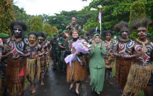 Korem 174/ATW Kukuhkan Bupati Merauke Sebagai Orang Tua Asuh Prajurit Yonif 757/GV