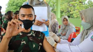 Cegah Omicron, TNI di Abdya Suntik Vaksin Booster