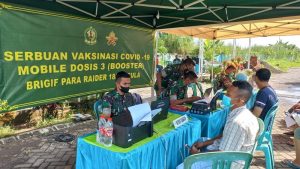 Vaksinasi Mobile Yonif PR 502/UY Sasar Anak dan Lansia