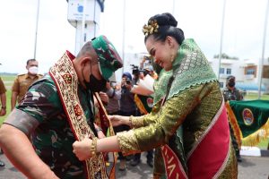 Tari Gending Sriwijaya Sambut Kedatangan Kasad di Bumi Sriwijaya