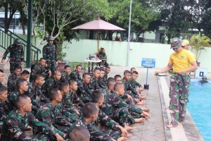 Yonarhanud 10/Gagak Hitam Laksanakan Uji Siap Jasmani Militer