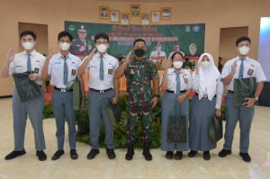 Army Goes To School, Pangdam Jaya/Jayakarta Kunjungi SMAN 1 Bekasi Perkenalkan Salam Pancasila