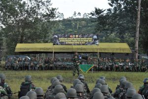Latihan Pratugas Satgas Batalyon Infanteri Mekanis 203/AK Resmi Ditutup