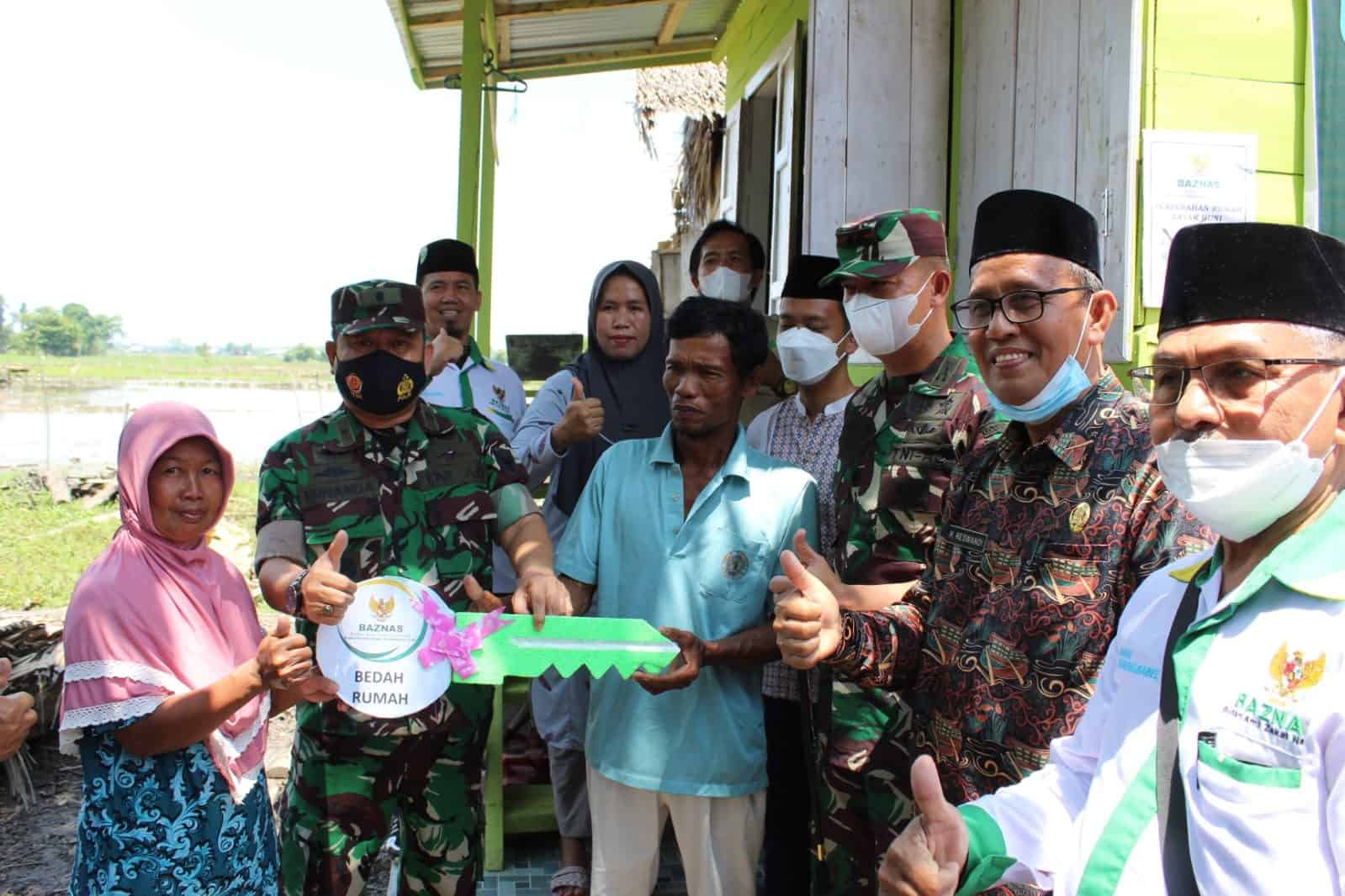 Berkah Sambut Ramadhan, Kodim 0402/OKI Bersama Baznas dan Dinsos Resmikan Bedah Rumah
