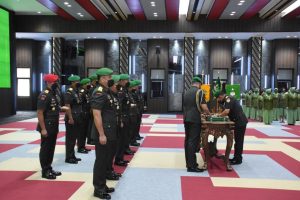 Kasad Pimpin Serah Terima Enam Jabatan Strategis TNI AD