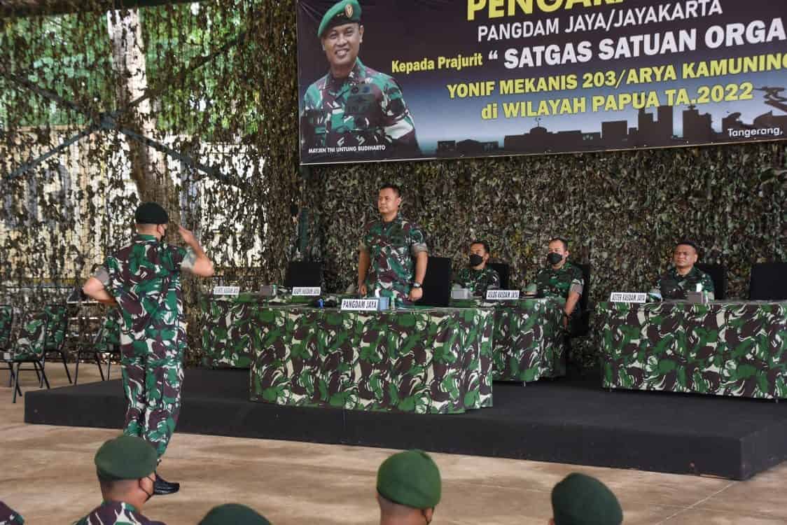 Pengarahan Pangdam Jaya Kepada 509 Personel Yonmek 203/AK Yang Akan Bertugas di Papua