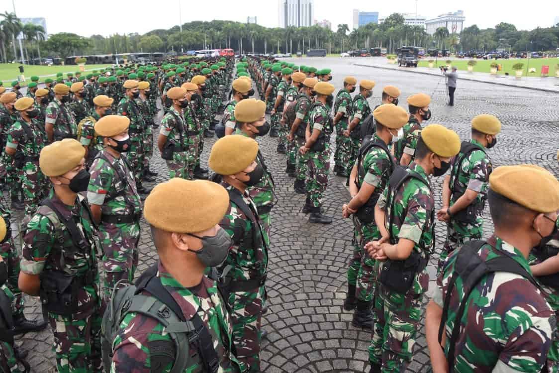 Kodam Jaya Bantu Kepolisian Amankan Unjuk Rasa Elemen Mahasiswa 21 April 2022