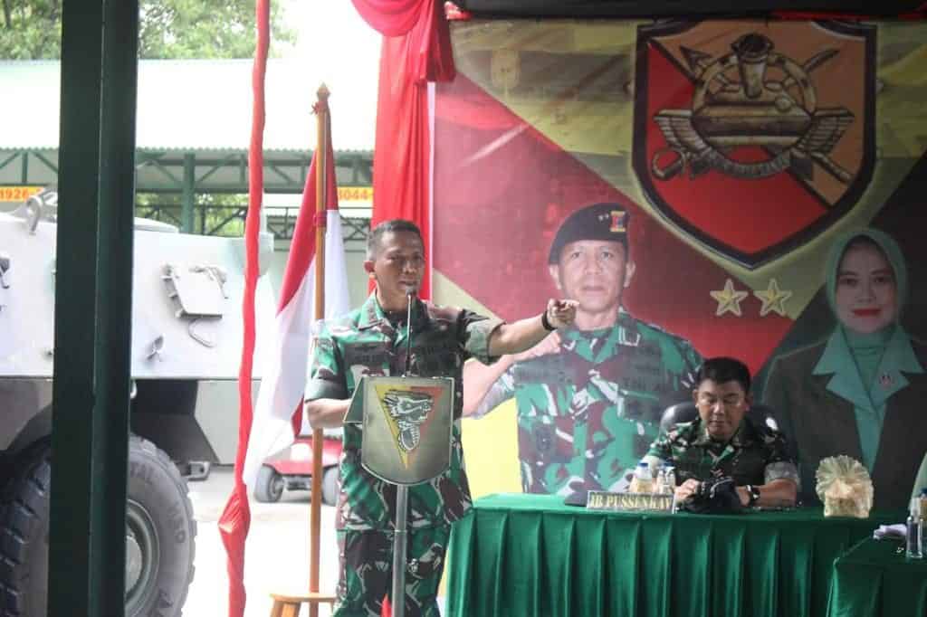 Kunjungan Danpussenkav Kodiklatad Ke Satuan Yonkav 6/NK