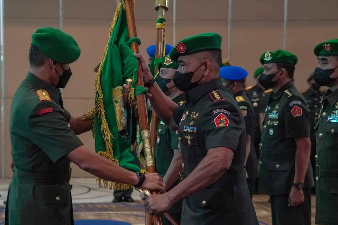 Dankodiklatad Pimpin Serah Terima Jabatan Dirjian dan Tiga Danpusdik Jajaran Kodiklatad