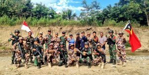 Sinergi Jaga Perbatasan, Satgas Yonif 743/PSY Patroli Bersama UPF