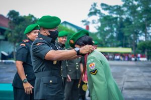 Danpisdikpal Kodiklatad Pimpin Upacara Penutupan Dikjurbapal Abit Dikmaba 2021 (OV)