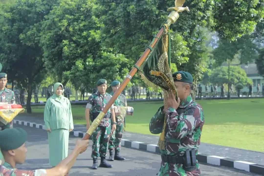 Yonif Para Raider 502 Kostrad Gelar Tradisi Penyambutan Pejabat Danyon Baru