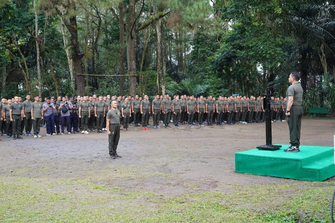 Hymne TNI AD Pertama Kali Berkumandang di Puncak Tidar