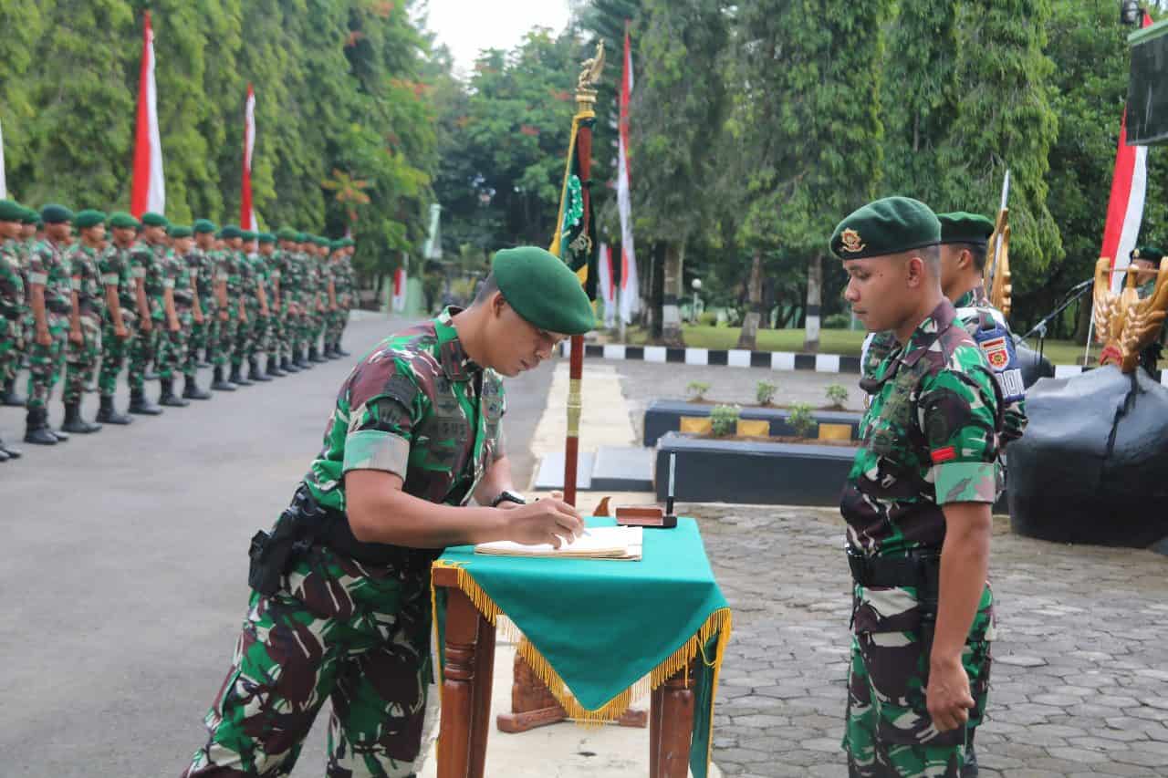 Yonif Mekanis Raider 411 Kostrad Gelar Tradisi Penerimaan Wadanyonif Mekanis Raider 411 Kostrad