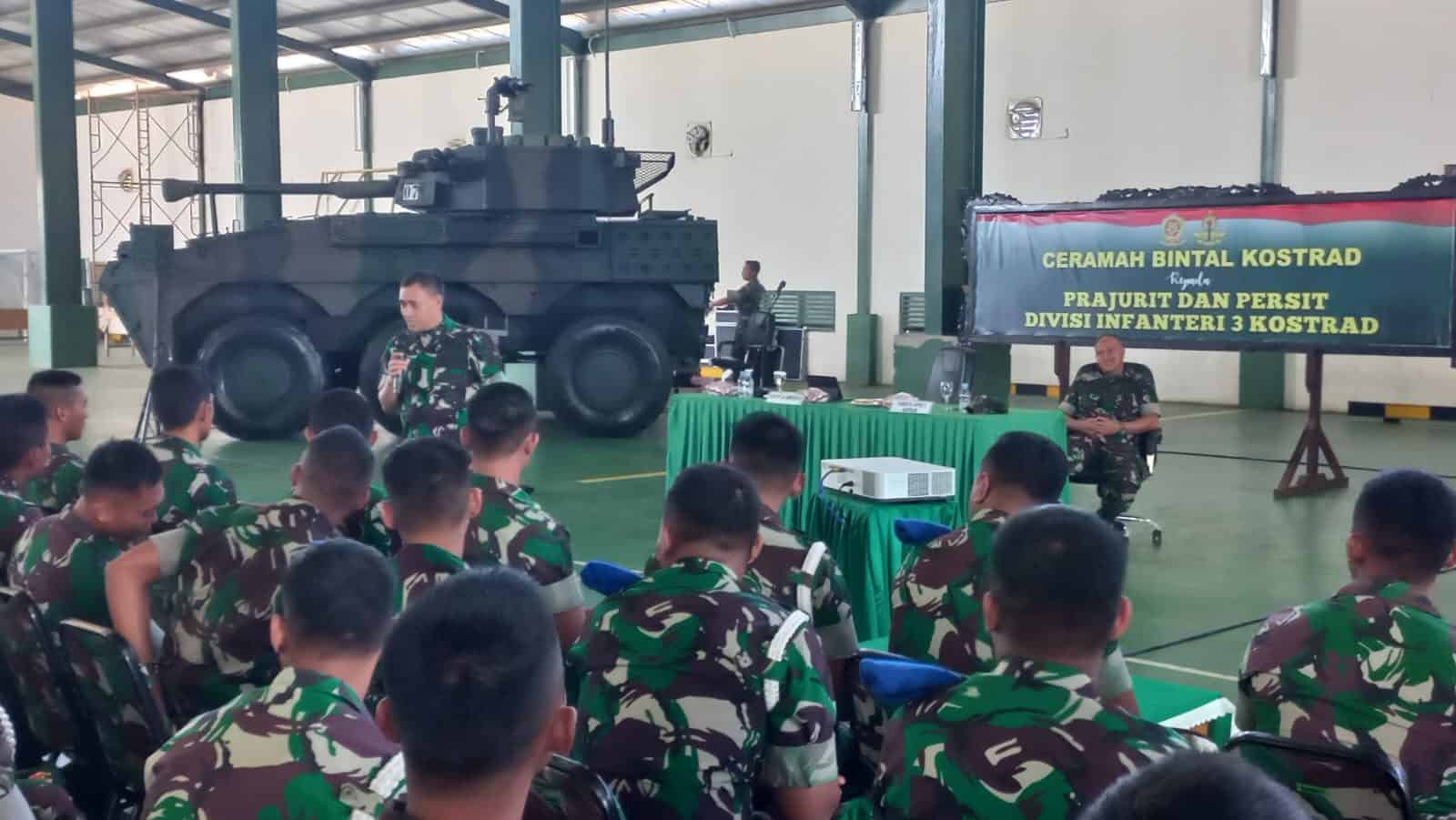 Kabintal Kostrad Berikan Materi Bintal Untuk Membangun Ketahanan Mental Bagi Prajurit dan Keluarga