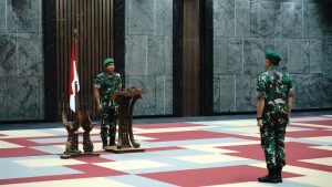 Wakil Kepala Staf Angkatan Darat Menerima Laporan Kenaikan Pangkat 18 Pati TNI AD
