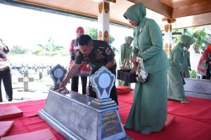 Kasad Ziarah ke Makam Panglima Besar Jenderal Soedirman