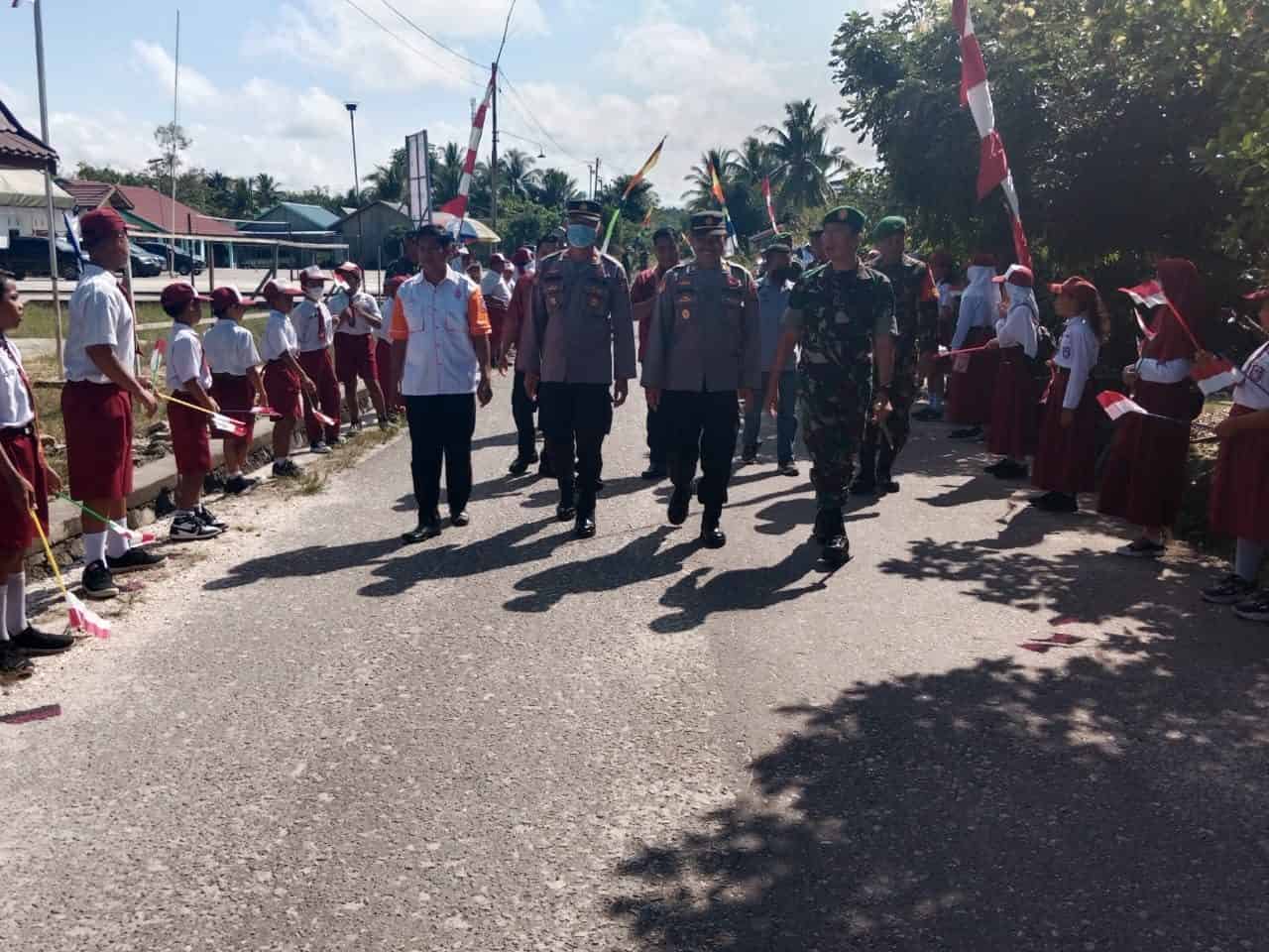 Perkuat Ideologi Pancasila, Dandim 1013/Mtw Resmikan Kampung Pancasila Berkah di Desa Trahean