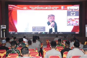 Kejutan Pangdam XVIII/Kasuari Untuk Polda Papua Barat Saat HUT ke 76 Bhayangkara