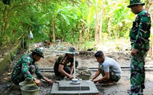 Upaya Penyediaan Air Bersih oleh TNI AD untuk Masyarakat Terus Dilakukan