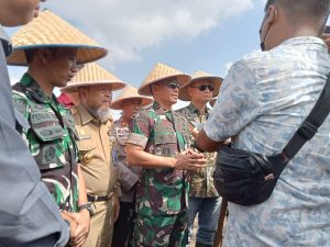 Tingkatkan Ketahanan Pangan, Danrem 044/Gapo Pimpin Tanam Jagung Serentak di 8 Kodim Jajaran