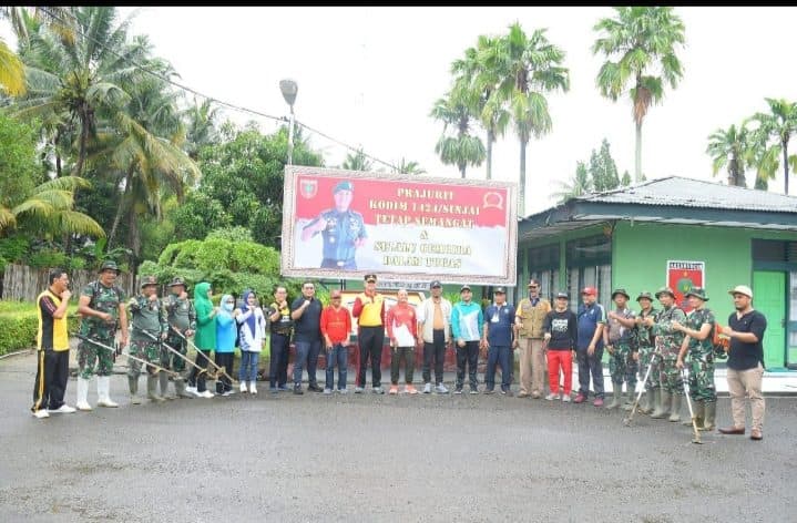 Gelar Karya Bakti Massal, Kodim 1424/Sinjai Wujudkan Lingkungan Asri di Kabupaten Sinjai