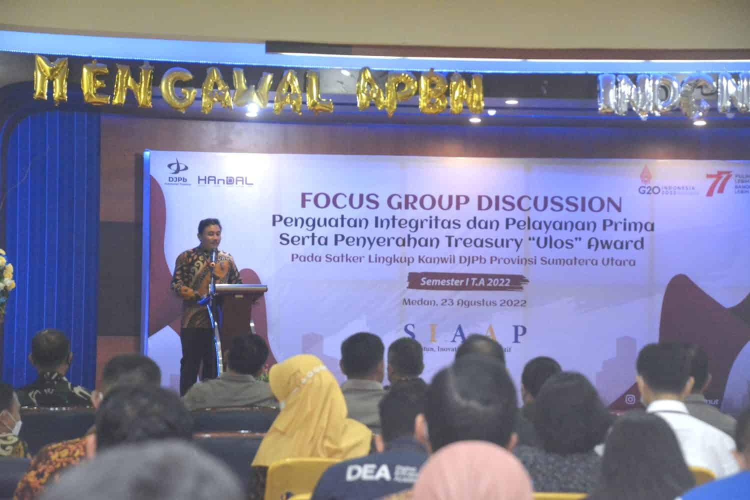Pangdam I/BB Terima Penghargaan Peringkat I Treasury Ulos Award dari Kakanwil DJPb Provinsi Sumatera Utara