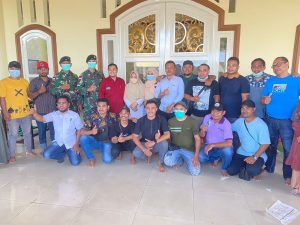 Satgas Kodim Maluku Utara Yonif RK 732/Banau Melaksanakan Bakti Sosial Dalam Rangka Purna Tugas