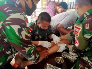 Satgas Kodim Maluku Utara Yonif RK 732/Banau Melaksanakan Bakti Sosial Dalam Rangka Purna Tugas