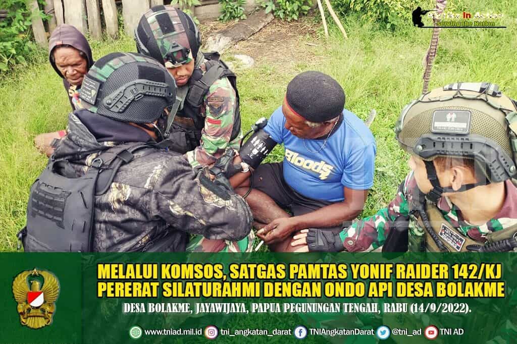 Melalui Komsos, Satgas Pamtas Yonif Raider 142/KJ Pererat silaturahmi dengan Ondo Api Desa Bolakme