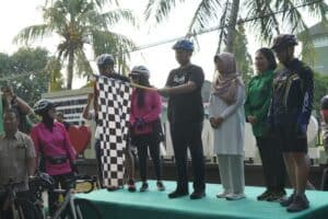Korem 162/WB Gelar Fun Bike Sambut HUT ke-77 TNI