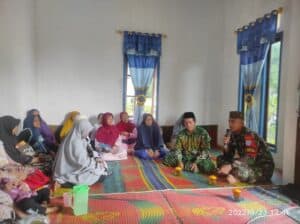 Pabintal Satgas Pamtas Yonif 645/GTY Berikan Ceramah Pengajian Kepada Warga Perbatasan