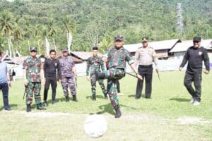 Sambut HUT TNI ke-77, Korem 142/Tatag Gelar Turnamen Sepak Bola Pemuda Bambu Cup I