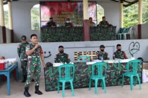 Sambut HUT ke 77 TNI, Satgas Pamtas Yonif 645/GTY Gelar Bakti Sosial Pengobatan Massal Gratis di Perbatasan