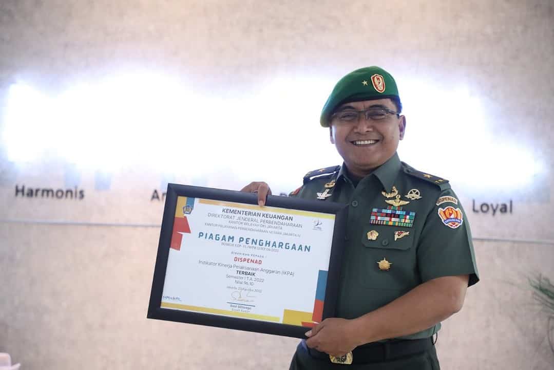Dispenad Menerima Penghargaan Sebagai Satker Terbaik dalam IKPA Wilayah KPPN IV Jakarta