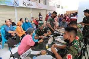 Sambut HUT ke-77, TNI di Kalbar Gelar Bakti Sosial di Perbatasan RI-Malaysia