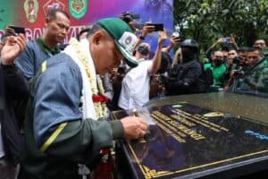 Peringati HUT ke 77 TNI, Angkatan Darat Bantu Masyarakat Dengan Berbagai Program