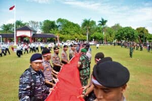 Kirab Kebangsaan Merah Putih di Pekalongan Satukan TNI dan Rakyat