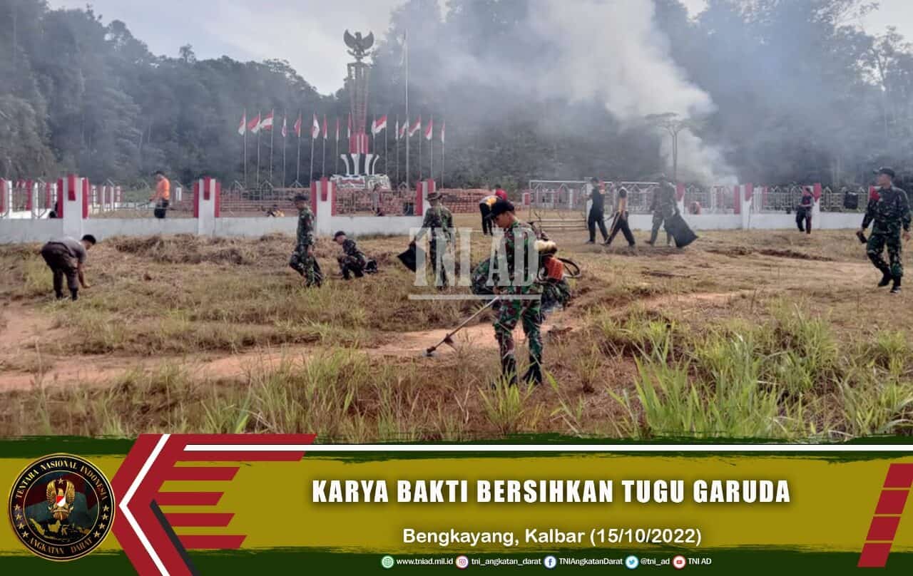 Jelang Kegiatan Merah Putih Tapal Batas (MPTB), Satgas Yonif 645/Gty Gelar Karya Bakti Pembersihan di Tugu Garuda