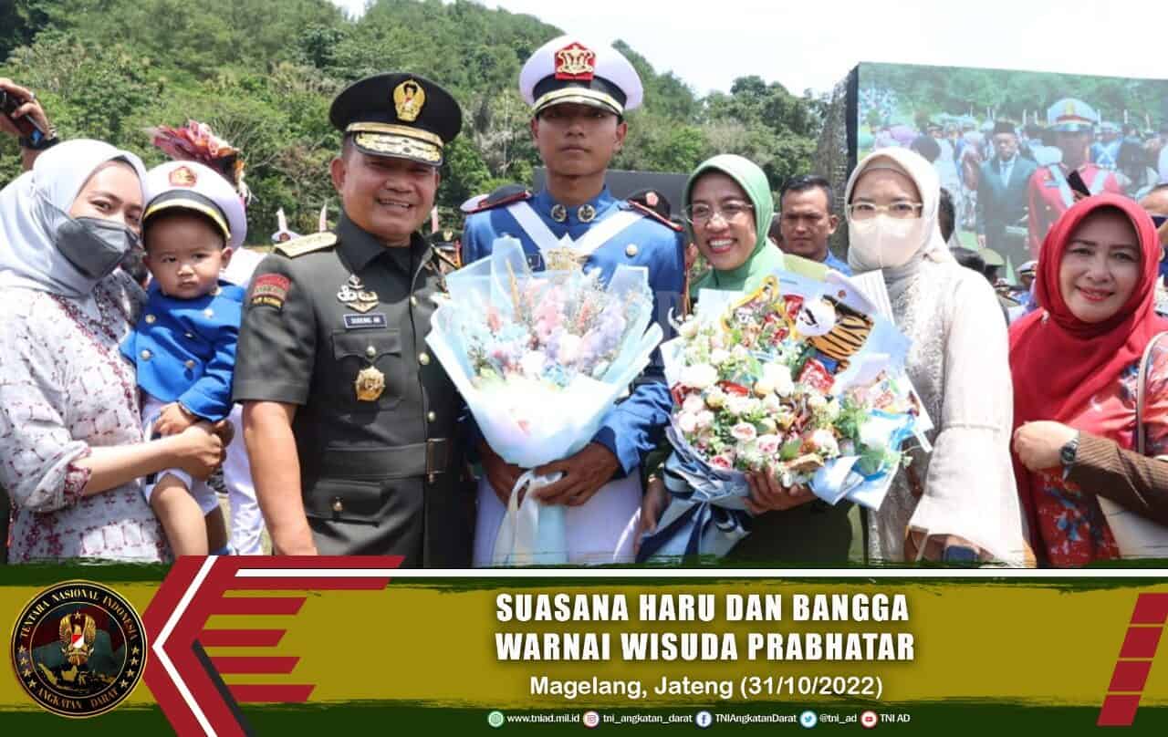Suasana Haru dan Bangga Warnai Wisuda Prabhatar