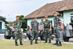 Danpussenarmed Kunjungan Kerja Ke Markas Batalyon Armed 11 Kostrad