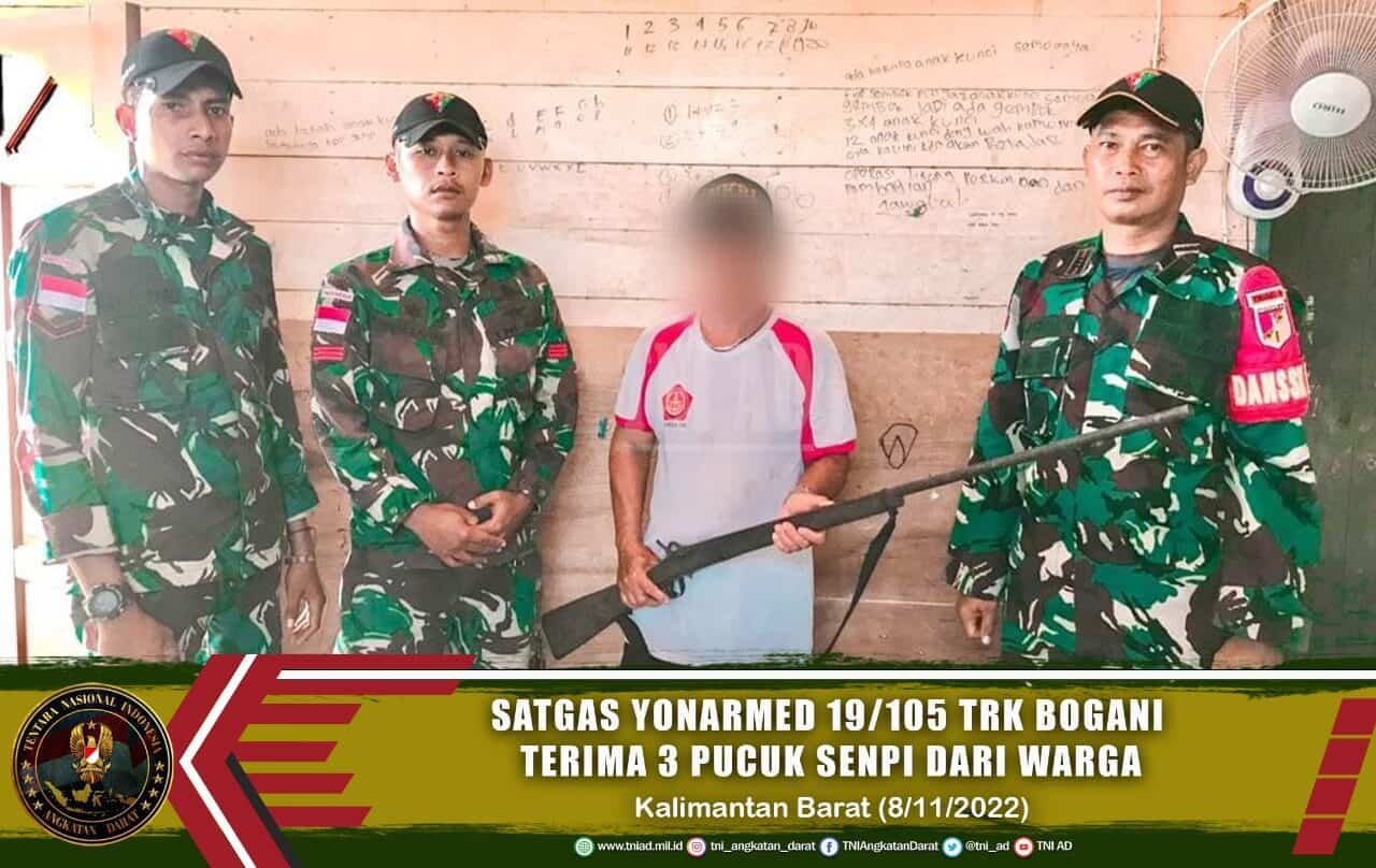 Satgas Pamtas Yonarmed 19/105 Trk Bogani Terima 3 Pucuk Senjata Api Rakitan Dari Warga Secara Sukarela.
