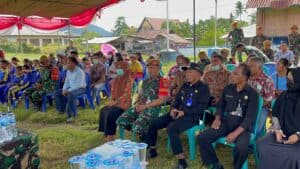 Satgas Yonarhanud 3/YBY Berikan Sergam dan Perlengkapan Sekolah Gratis Dalam Rangka Hari Pahlawan