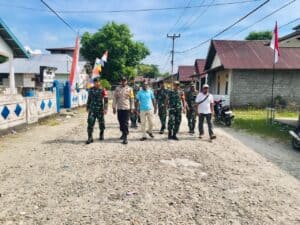 Satgas Yonarmed 1 Kostrad Libatkan Masyarakat Gelar Patroli Simpatik