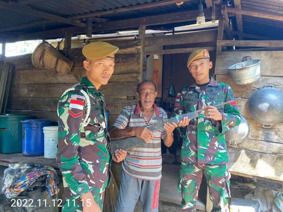 Selama Bertugas, Satgas Yonarhanud 3/Yby Terima 27 Senjata Api Rakitan di Maluku Utara