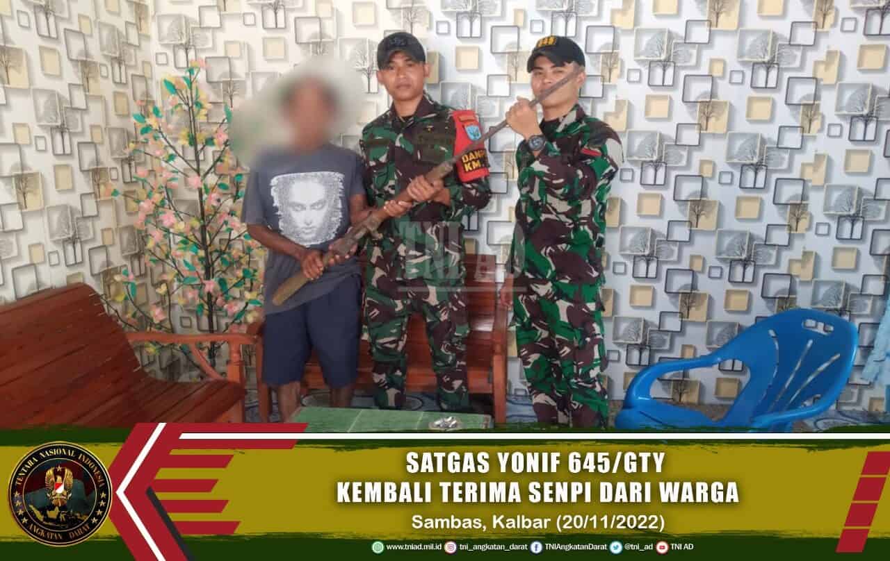 Satgas Yonif 645/GTY Kembali Terima Penyerahan Senpi Rakitan dari Warga Perbatasan