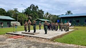 Patroli Terkoordinasi Satgas Yonarmed 19/105 Trk Bogani dan Unit 13 RAMD TDM di Serawak–Kalimantan Barat
